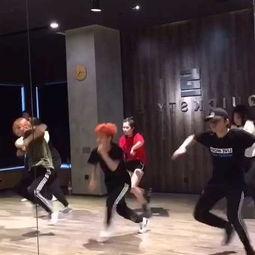 成人舞蹈视频独舞,成人舞蹈视频独舞魅力解析